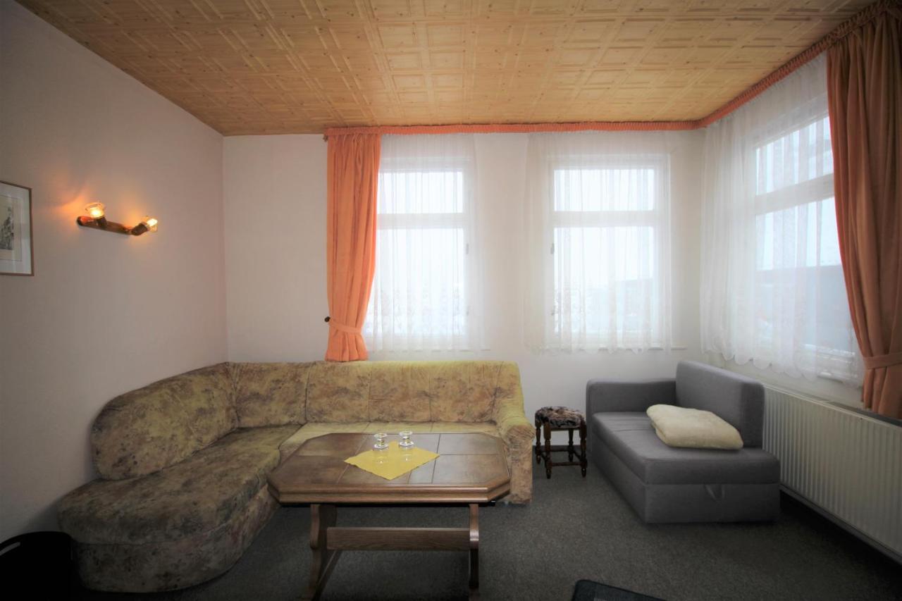 Hotel Zur Henne 슈미데펠드암렌스타이그 외부 사진